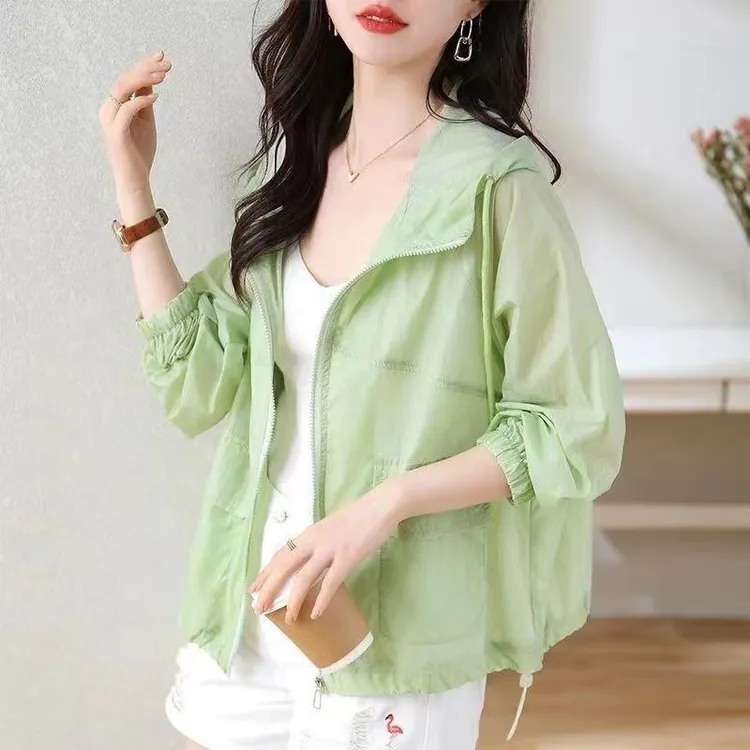 防晒衣女薄款时尚2024年新款休闲百搭短款轻薄透气外穿防晒服上衣