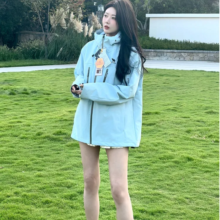 【美洲户外】科技新款三合一户外运动风衣情侣户外登山防水女款