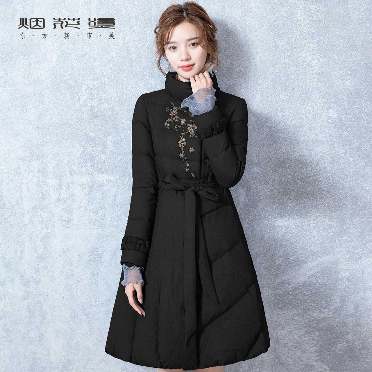 90白鸭绒 绣花保暖羽绒服 2023年冬季新品系带中长款外套 龙兮