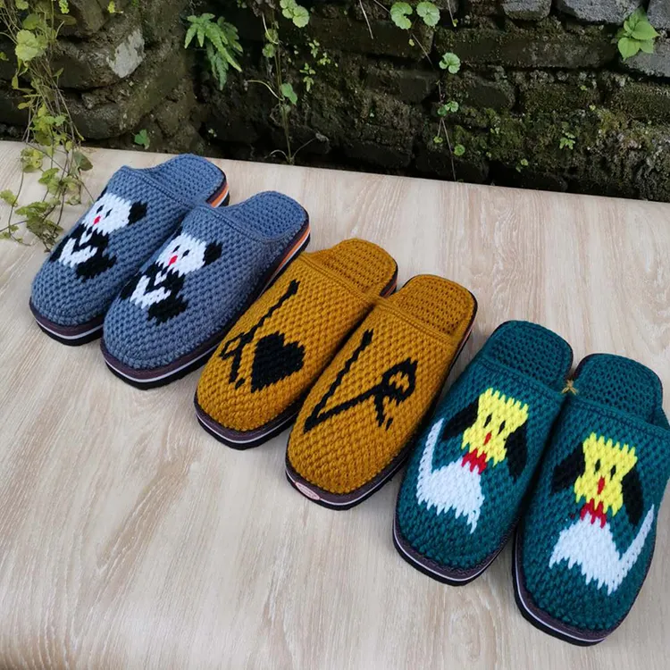 孺子牛纯手工毛线钩花拖鞋秋冬季情侣婚嫁可爱卡通毛线拖鞋