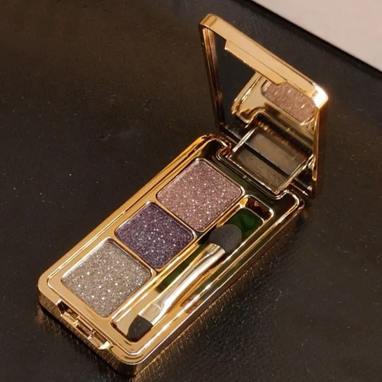 维妮小熊三色钻石眼影防水超闪鎏金《马姐严选推荐》哑光细腻