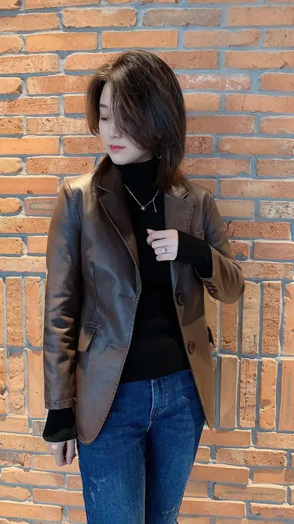 8827皮U西服外套（卡码拍大）
