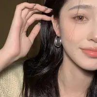 oushipei/欧诗佩 铜合金耳饰 金属圆圈耳环简约大气耳钉