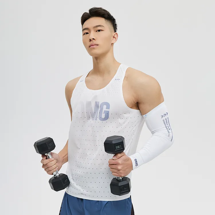 OMG潮牌 『超轻零感系列』运动无袖紧身背心男健身跑步速干2124男士