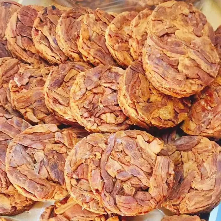 如皋特产皋姐食品夹心肉饼500克左右红烧为主，干吃比较有嚼劲
