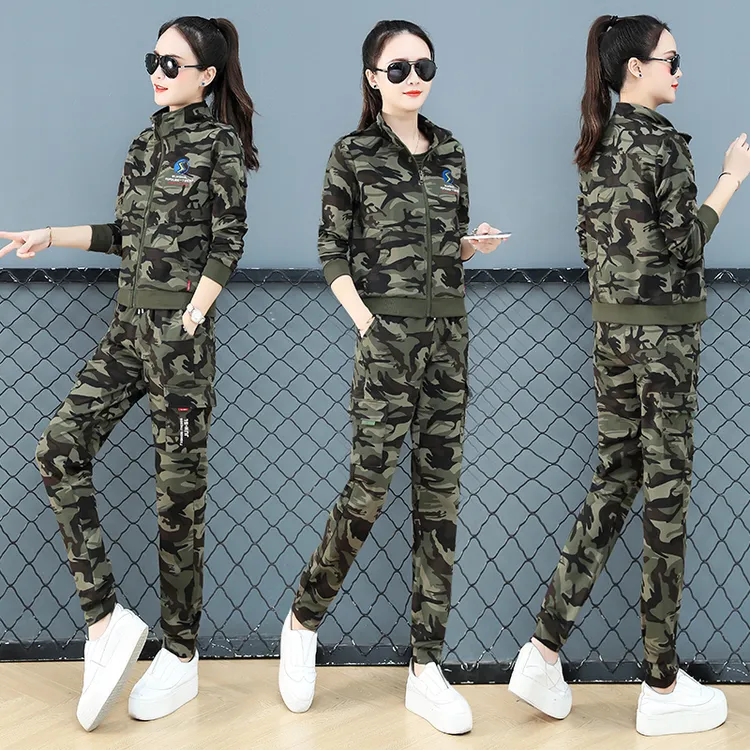 2025年春秋季新款迷彩服套装女时尚大码黑色显瘦女士运动两件套潮