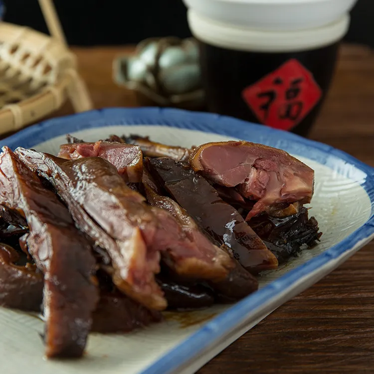 万隆酱鸭550g杭州特产酱板鸭开袋即食小吃节日团购送礼卤味熟食