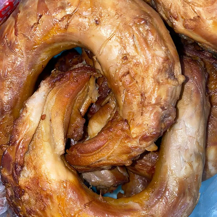 哈尔滨商委熏酱鸡脖子散装    500克