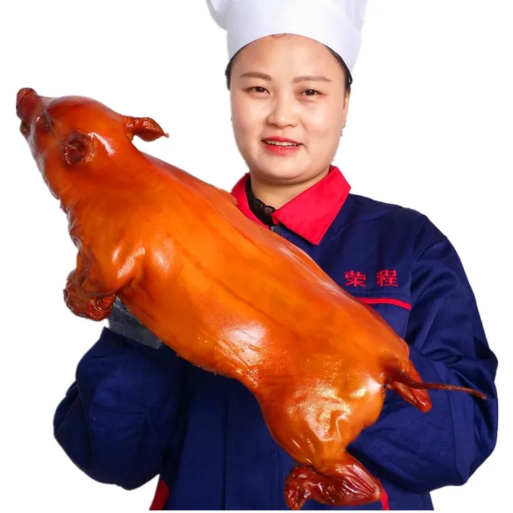 乡腊荣程餐饮批发油淋脆皮烤乳猪正宗荣昌整只猪半成品商用食材