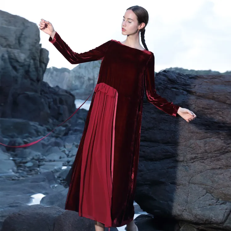 界内界外原创设计复古宽松丝绒拼接古风长款连衣裙长袖J83Q304