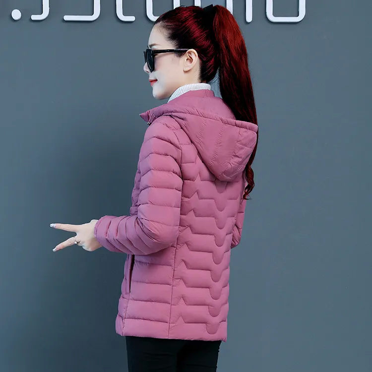 反季棉服女短款秋冬季保暖洋气小棉袄修身立领连帽中老年大码棉衣