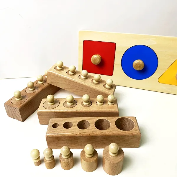 儿童蒙氏教具插座圆柱体益智感官玩具拼插积木早教玩具1-2-3-4岁