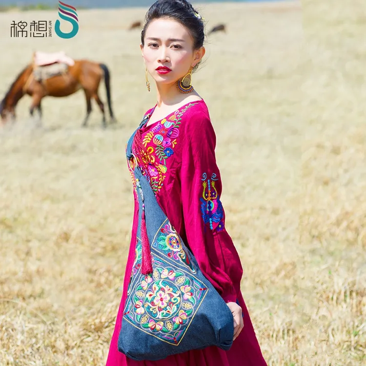 棉想中国风牛仔刺绣斜挎包复古时尚大挎包休闲旅游帆布流浪包女包