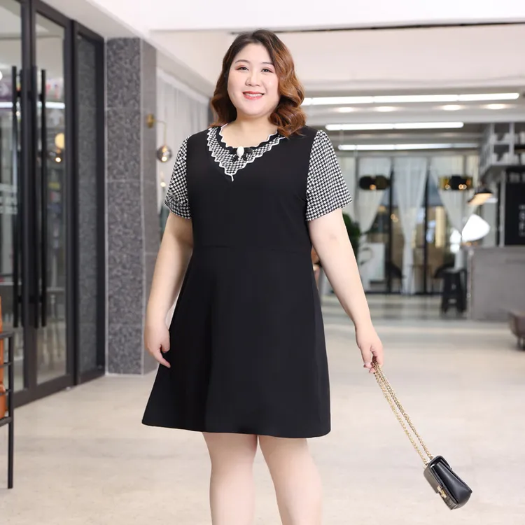 大码雪纺连衣裙女夏季新款宽松遮肚显瘦胖mm200斤中长款V领裙子