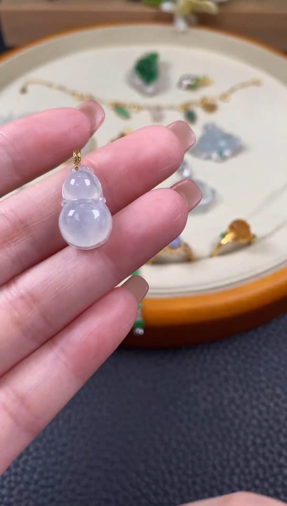 【闪购商品】翡翠颈饰18K金镶嵌11+138