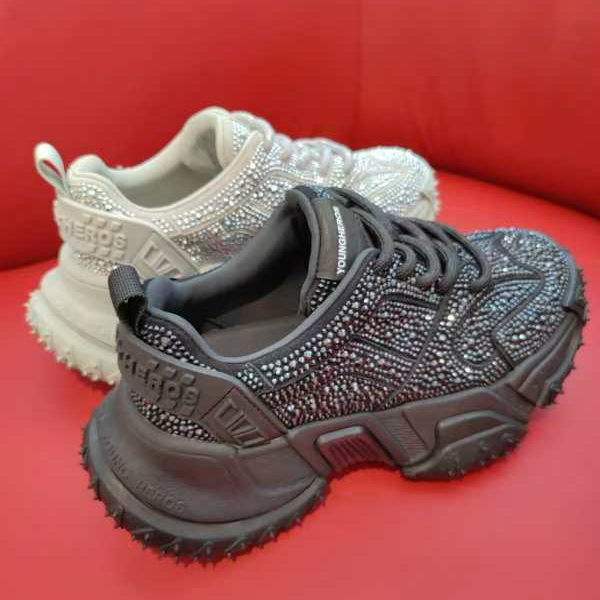 宝丽子星2024新品女士设计师款烫钻厚底休闲鞋