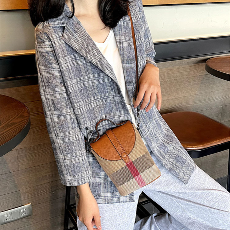 A06手机包高级时尚百搭格纹手提斜挎手工女包#YS9850
