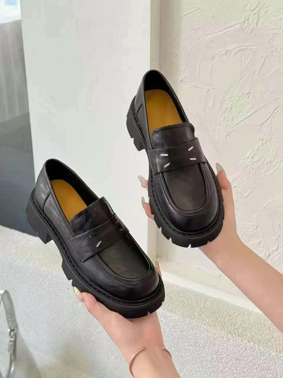 软底软皮百搭乐福鞋