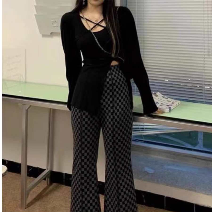 胖mm打底衫春秋甜辣风内搭t恤设计感洋气长袖高弹上衣遮肉显瘦女