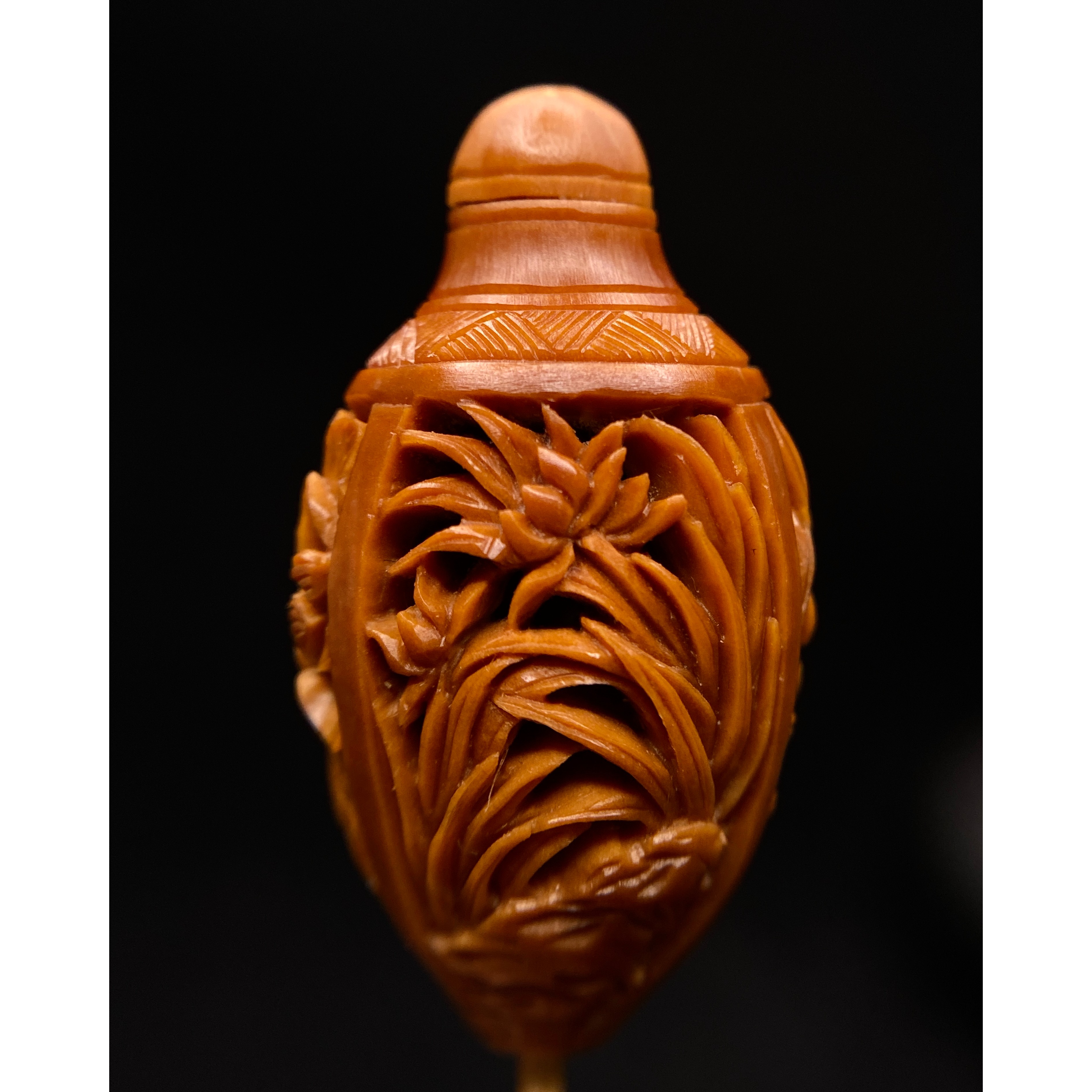 多宝香囊 尺寸2.2*3.9cm 舟山橄榄核雕纯手工雕刻文玩单籽