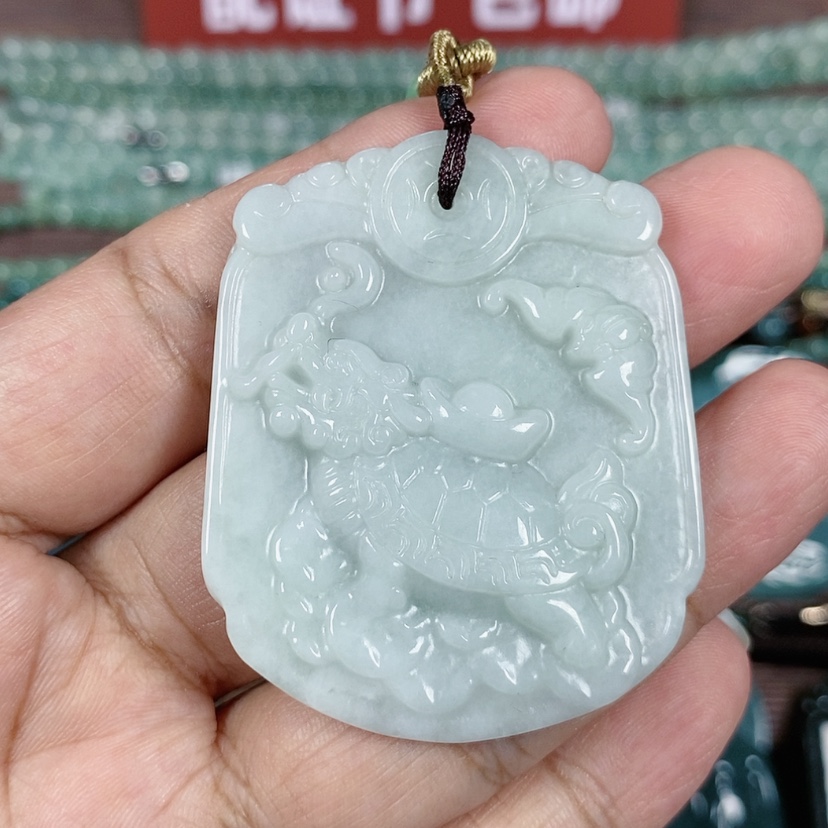 【闪购商品】翡翠颈饰未镶嵌玉吊坠