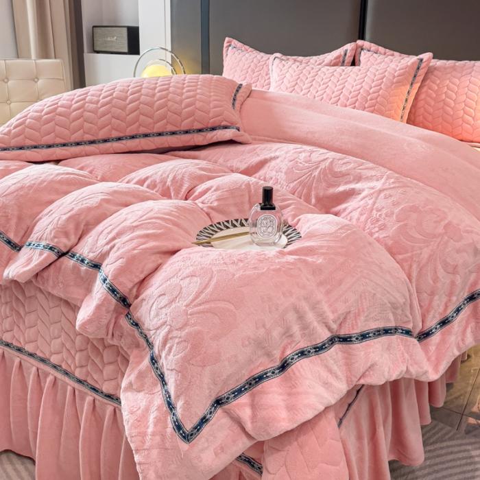 牛奶绒夹棉床盖双面绒加棉加厚立体雕花绒织带款床盖床裙韩版纯色