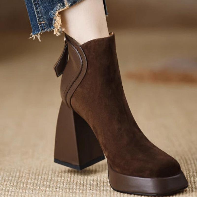 小个子厚底方头拼接绒面高跟马丁靴女2023年冬新款粗跟短靴时装靴