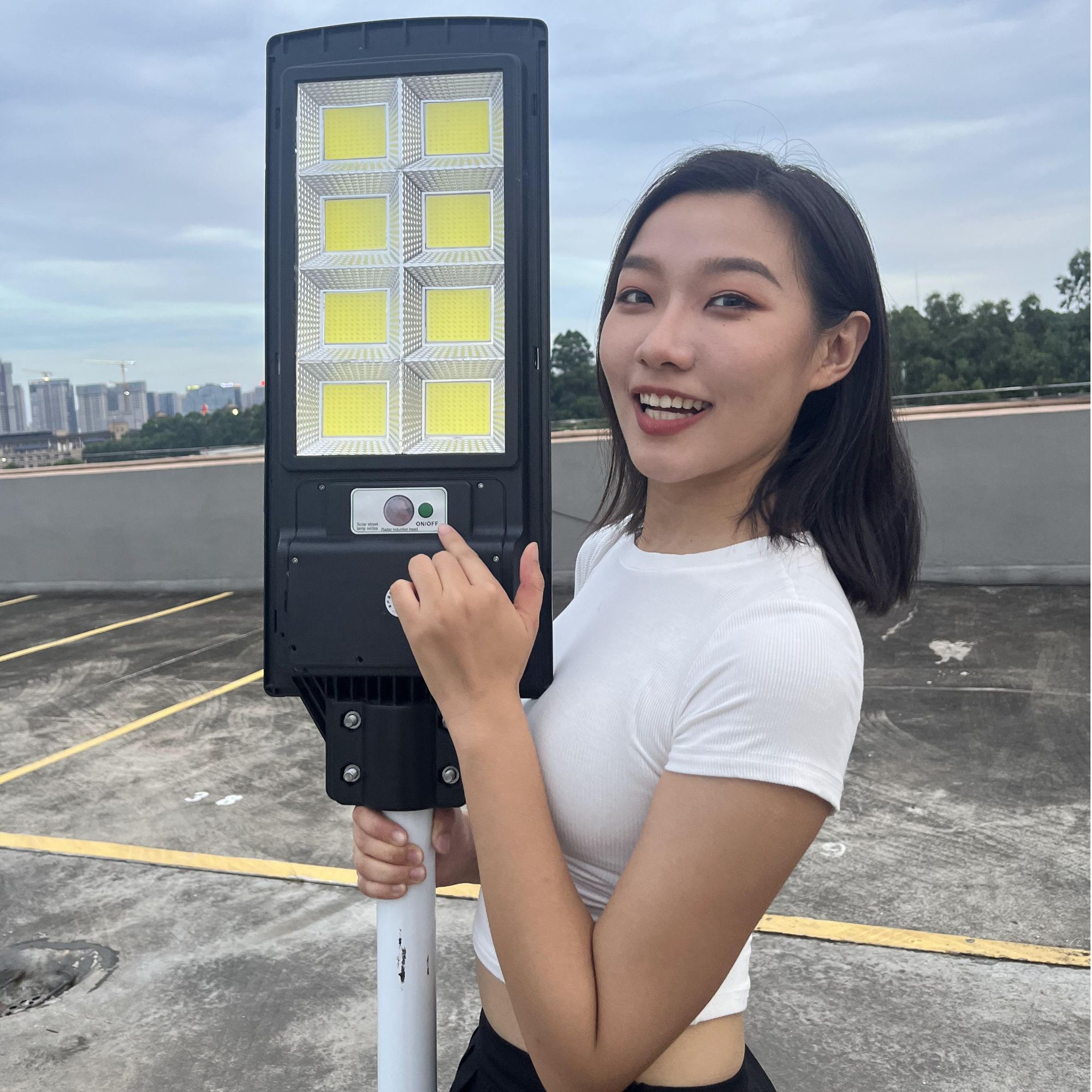 【家用工程级】太阳能灯庭院灯路灯人体感应遥控高亮整晚户外照明