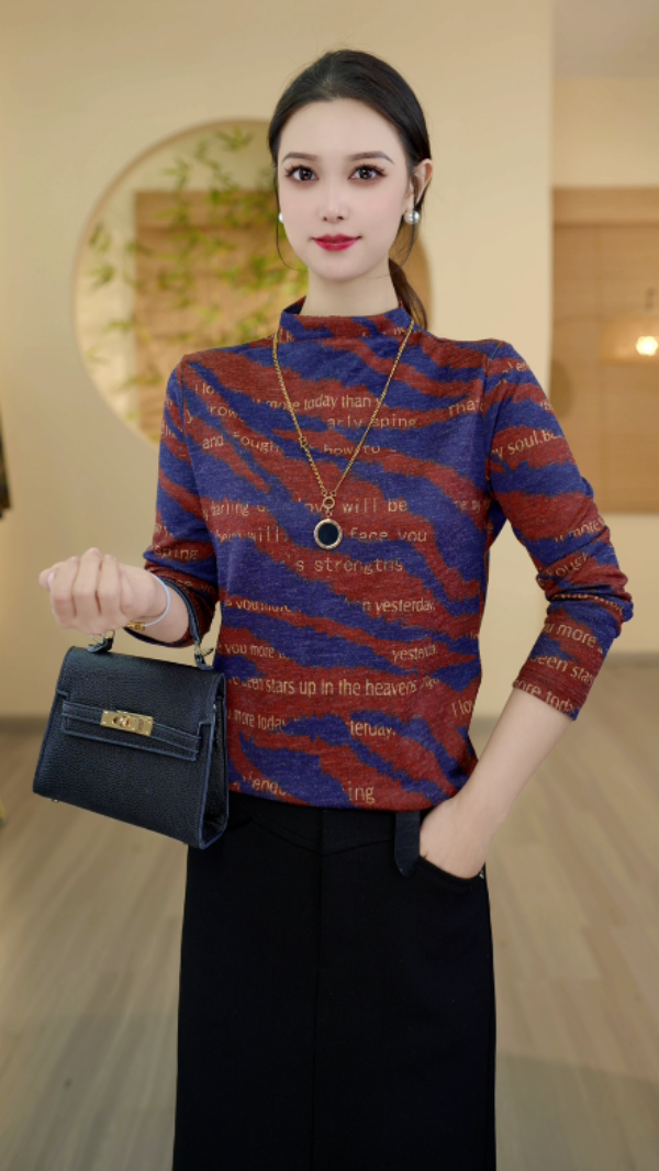 2024秋冬新款色沁斑斓气质半高领小衫套头T恤瘦长袖上衣保暖打底