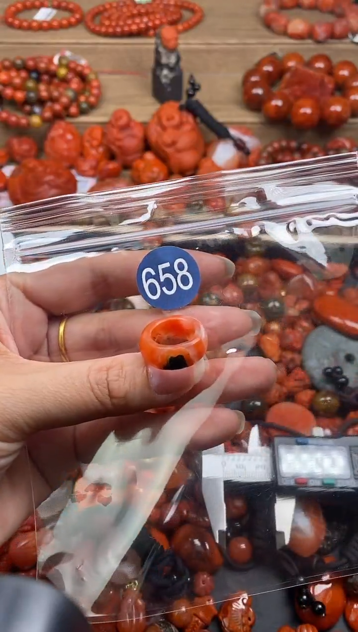 【闪购商品】南红玛瑙珠宝奇石未镶嵌658
