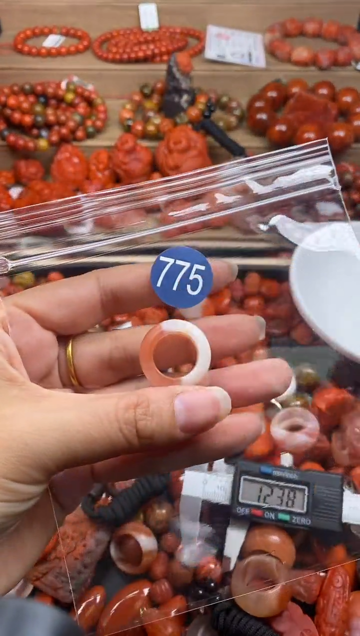 【闪购商品】南红玛瑙珠宝奇石未镶嵌775