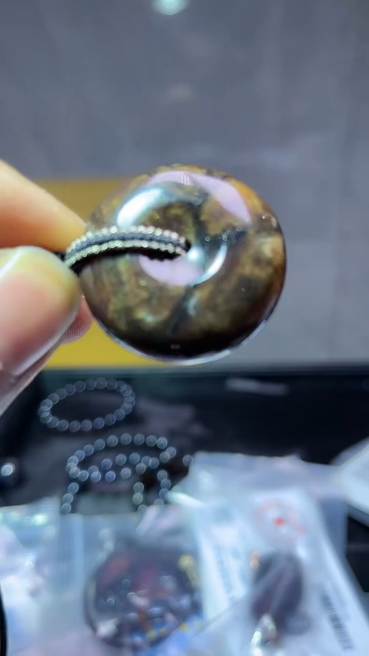 【闪购商品】琥珀颈饰未镶嵌k692