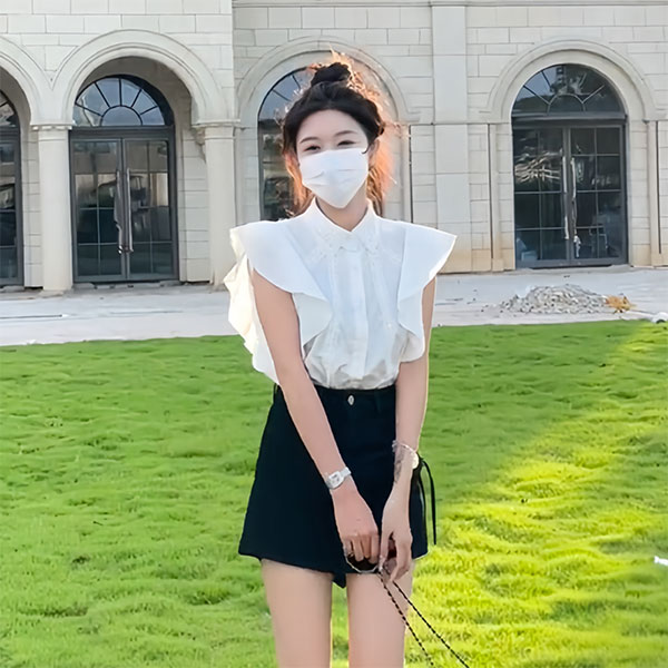 法式飞飞袖白色短袖衬衣夏季新款蕾丝拼接设计减龄气质上衣
