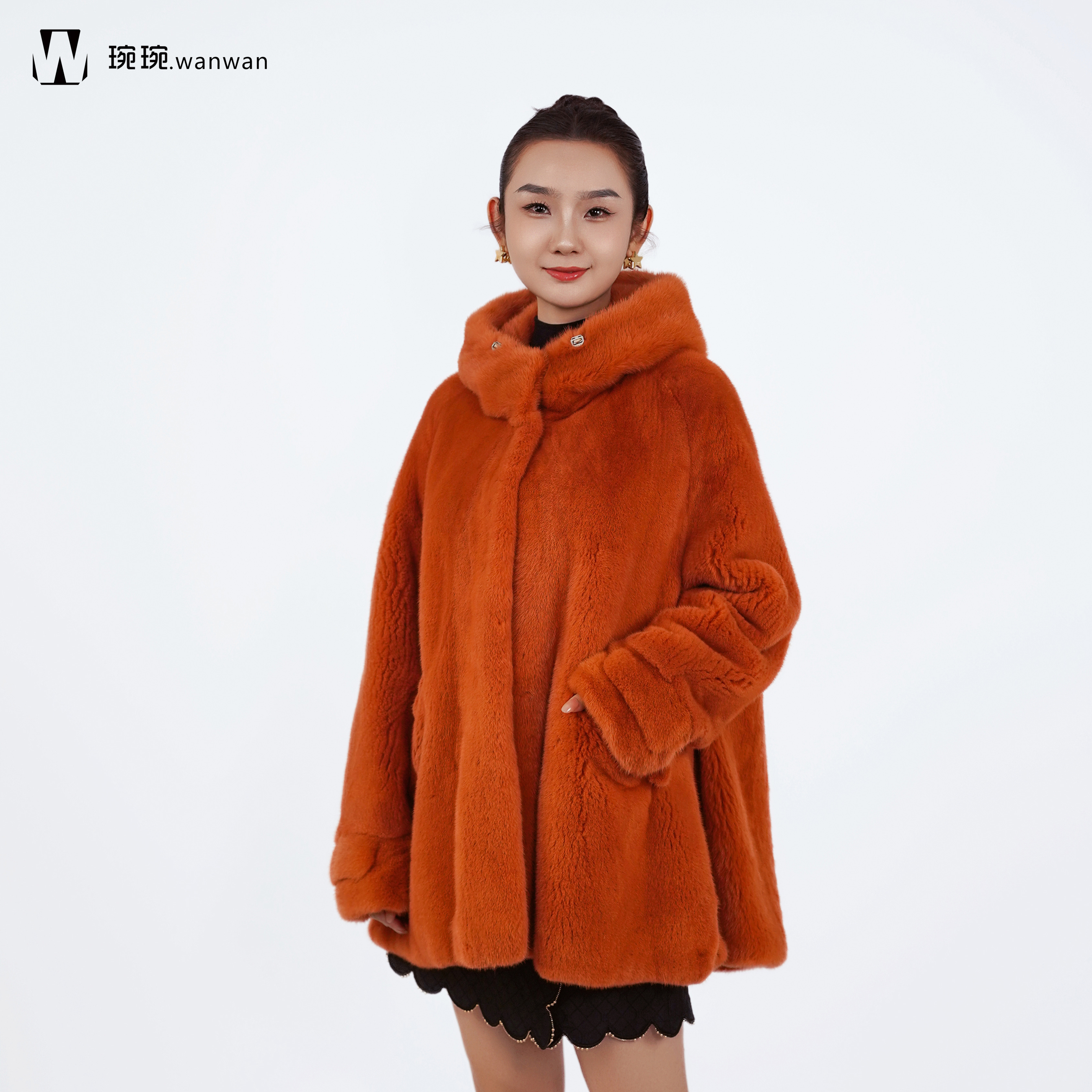 三髦【琬琬.wanwan】“小风雪”原创设计师进口时尚水貂皮草外套