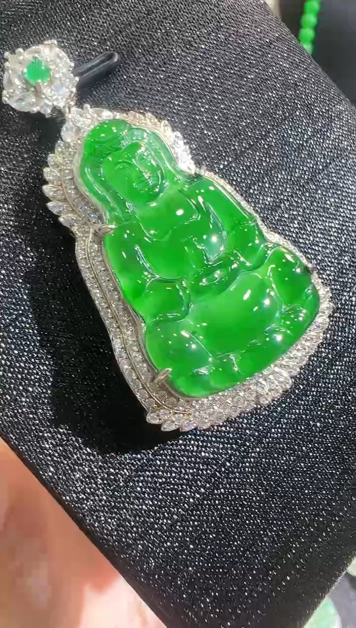 【闪购商品】翡翠吊坠(不含链)银S925镶嵌（多样性发货）
