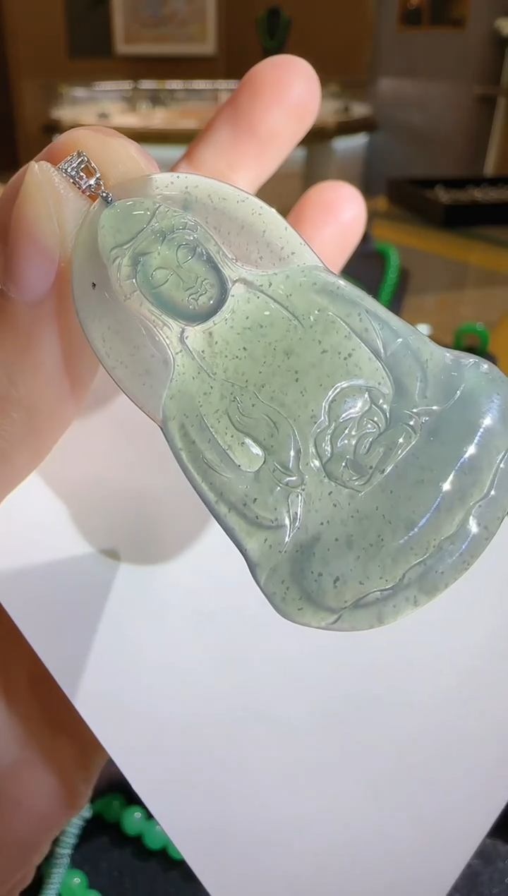【闪购商品】翡翠吊坠(不含链)18K金镶嵌（多样性发货）