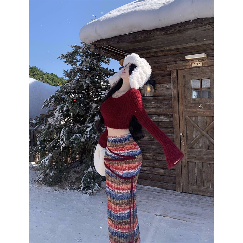 度假风设计辣妹毛毛绒感长袖显瘦针织上衣包臀彩纱半身裙套装女冬
