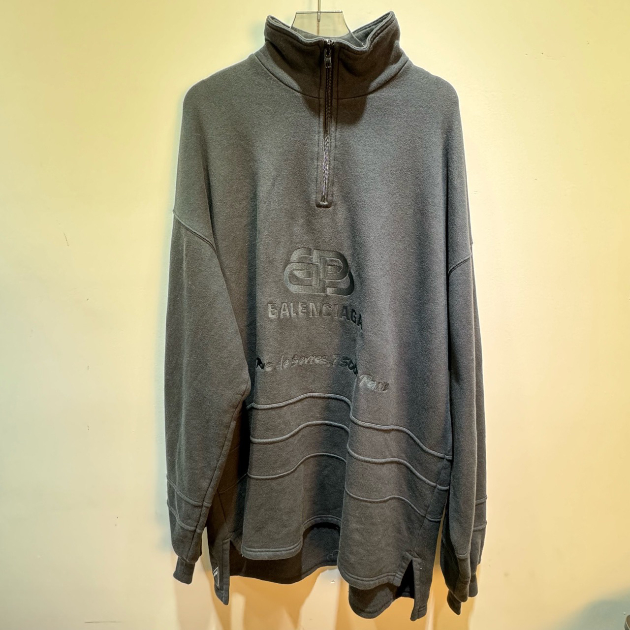Balenciaga 巴黎世家 刺绣logo半拉链 外套 长袖 尺码：M 码 99新