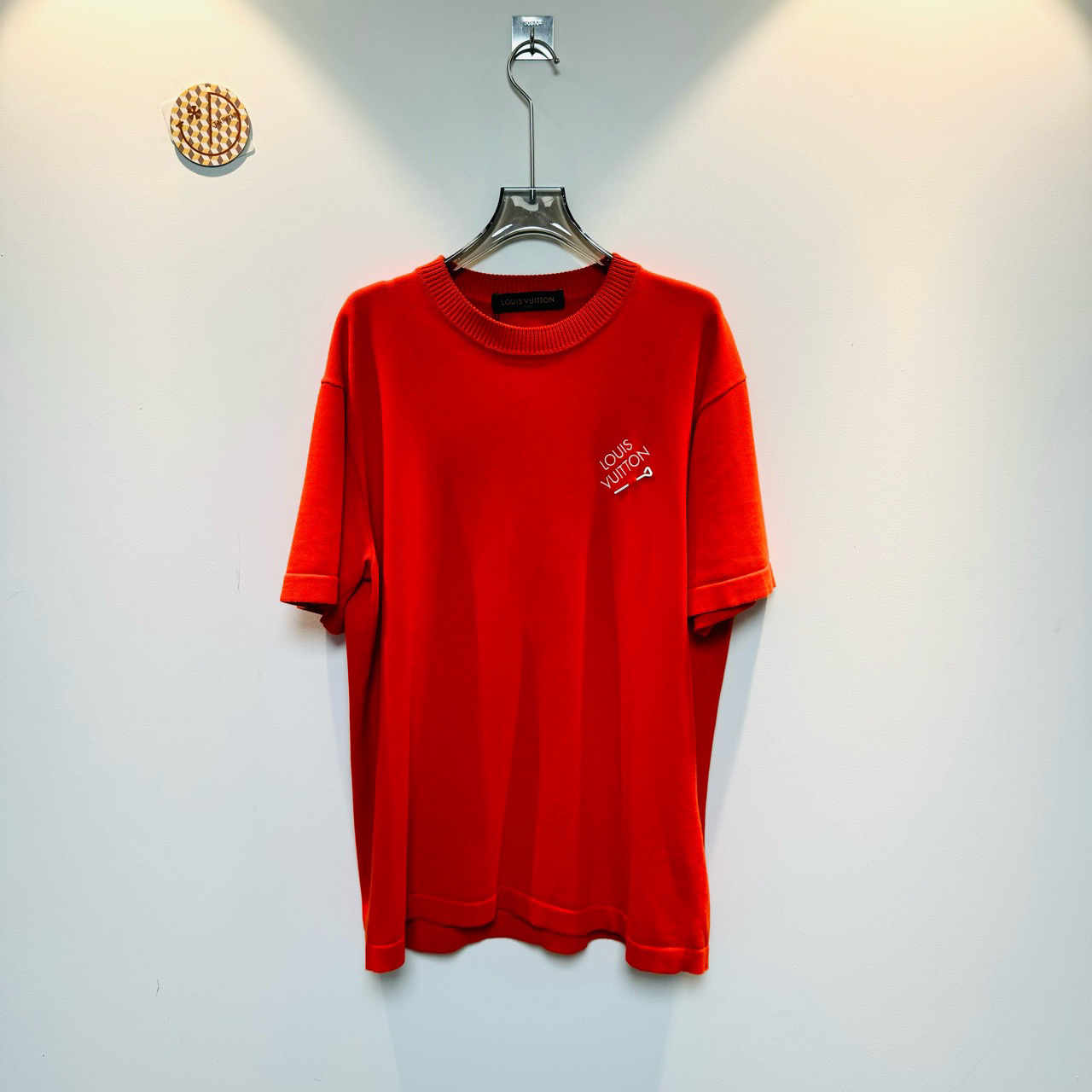 LV路易威登 新款 徽标别针纯色M全新 衣长 73胸围 116参考价7750