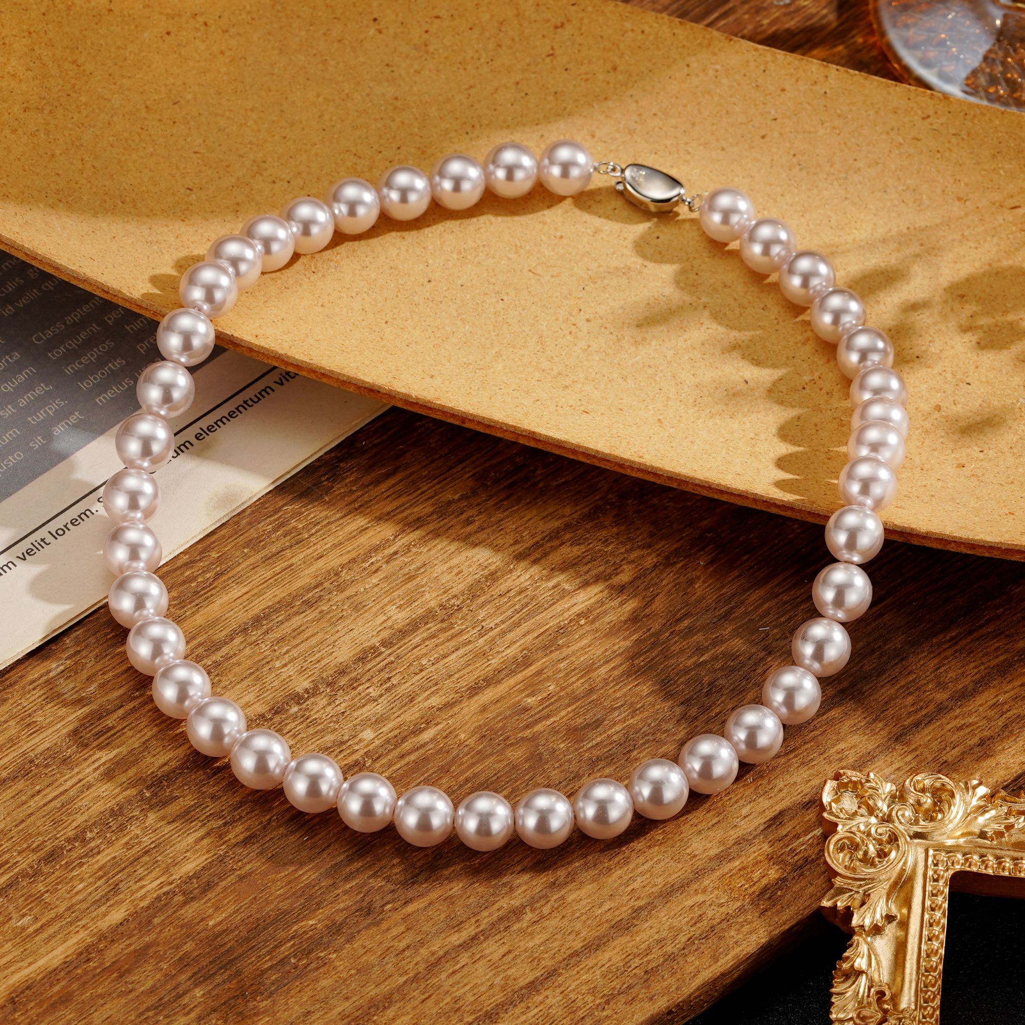 钛钢仿珍珠项链 【曼塔玫瑰】淡紫色正圆强光无暇施家珠锁骨链简约