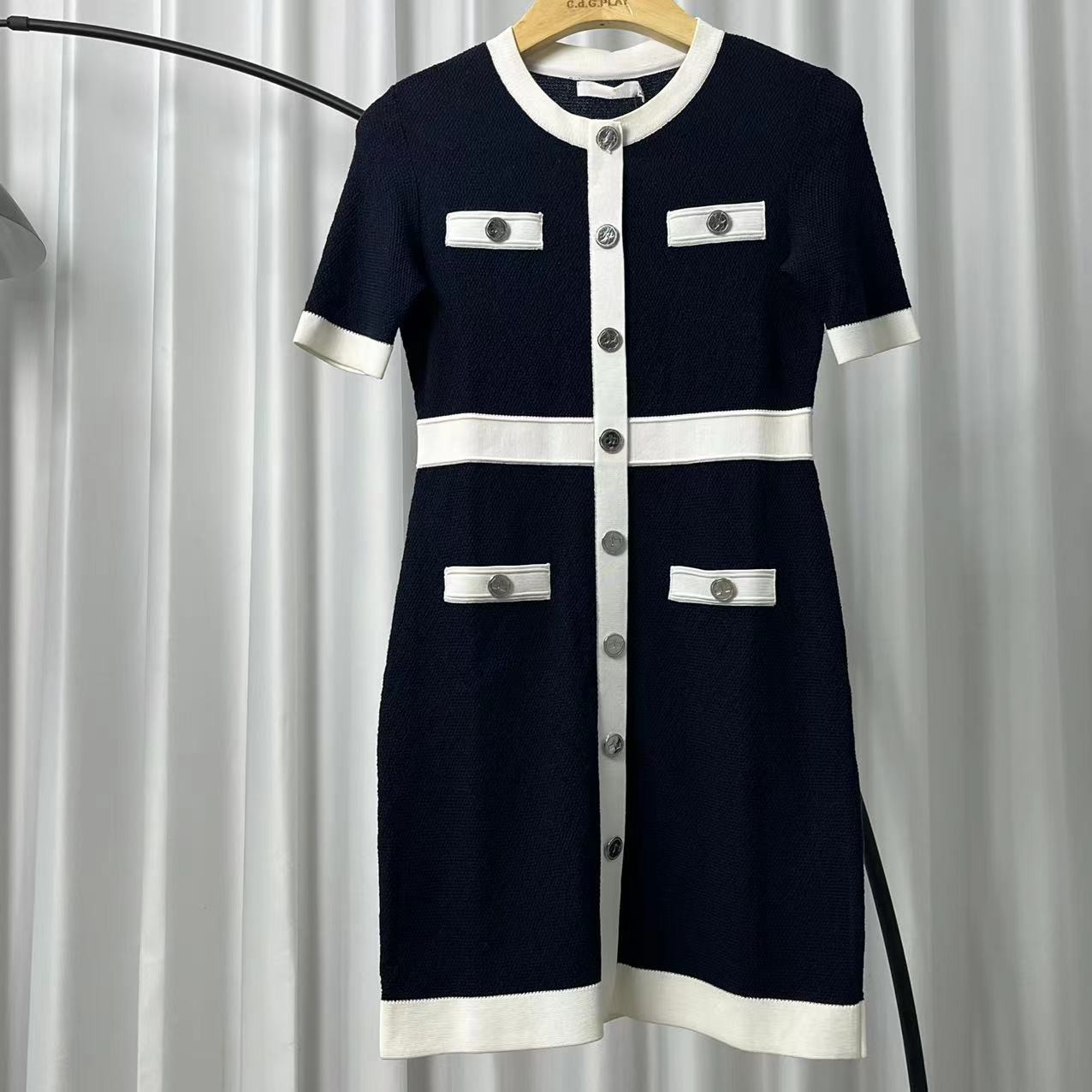 Ll丽系列   Z139-1   女装简约时尚针织连衣裙藏青73294112