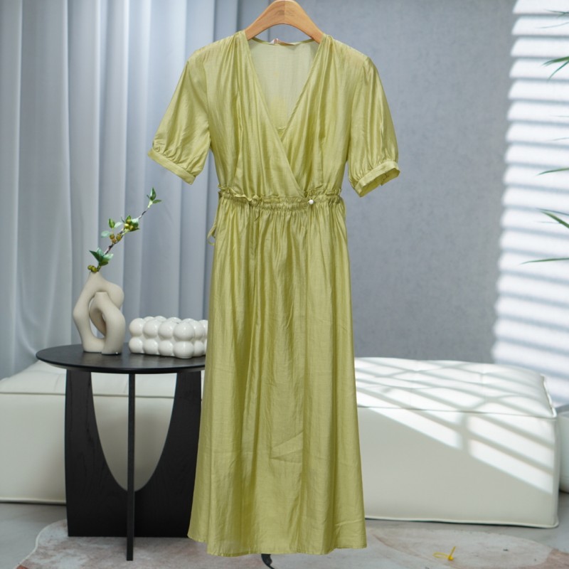 咏系列   E499   女装时尚撤柜连衣裙秋香黄B3651004（瑕疵泛黄）