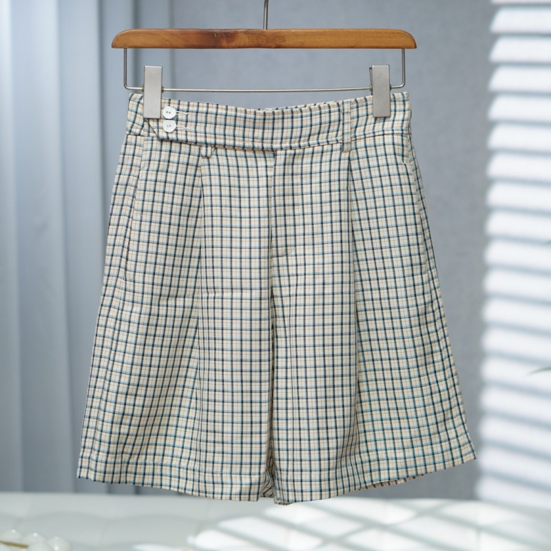 咏系列   Z687   女装时尚撤柜卡其格短裤Y2211004