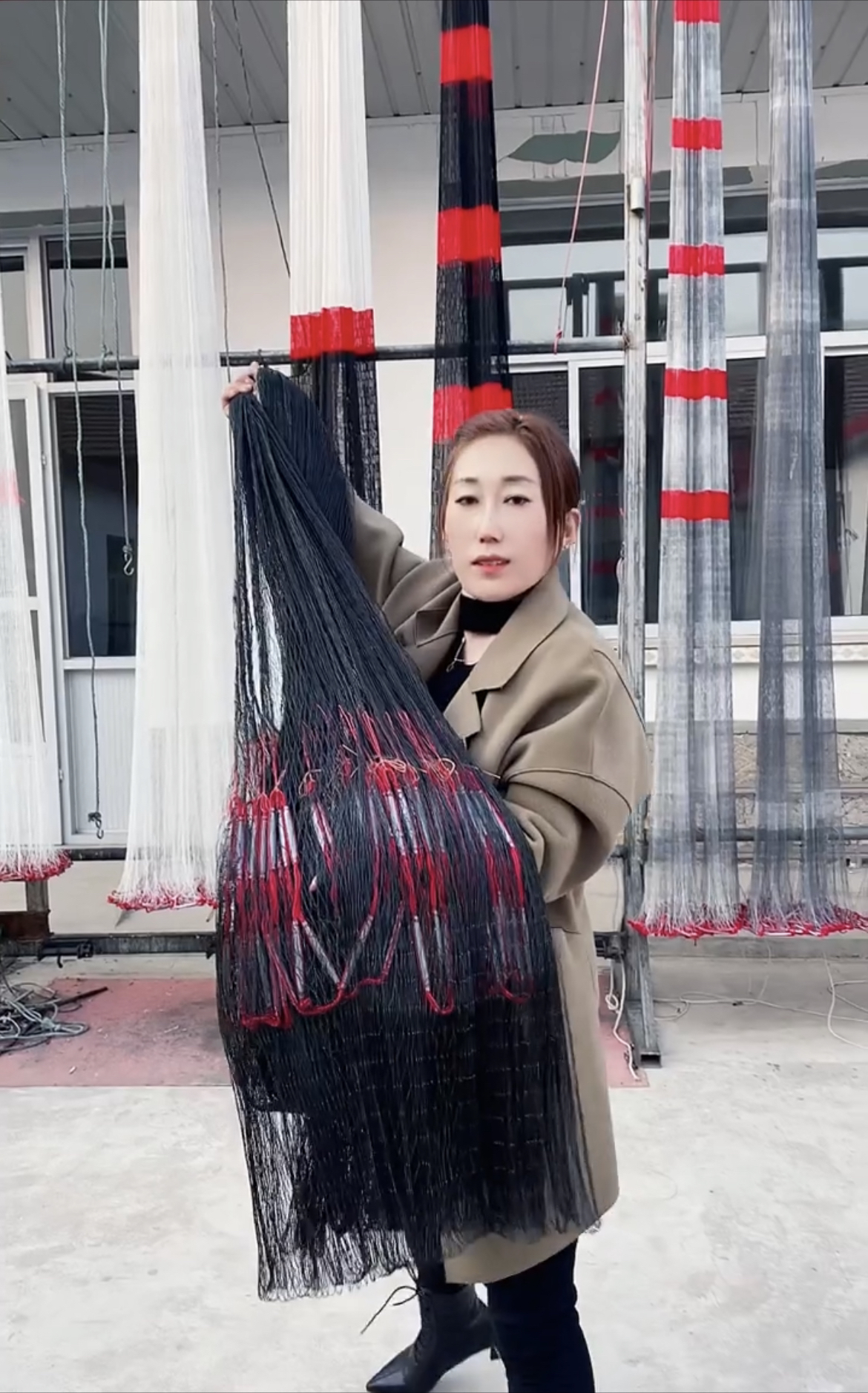 8编原丝大力马2指4米高，全网8斤多重，纯手手工双扣编织，抗挂耐磨。