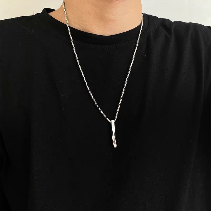 钛钢项链 男士设计感百搭小众ins日系简约高级感饰品简约男士吊坠