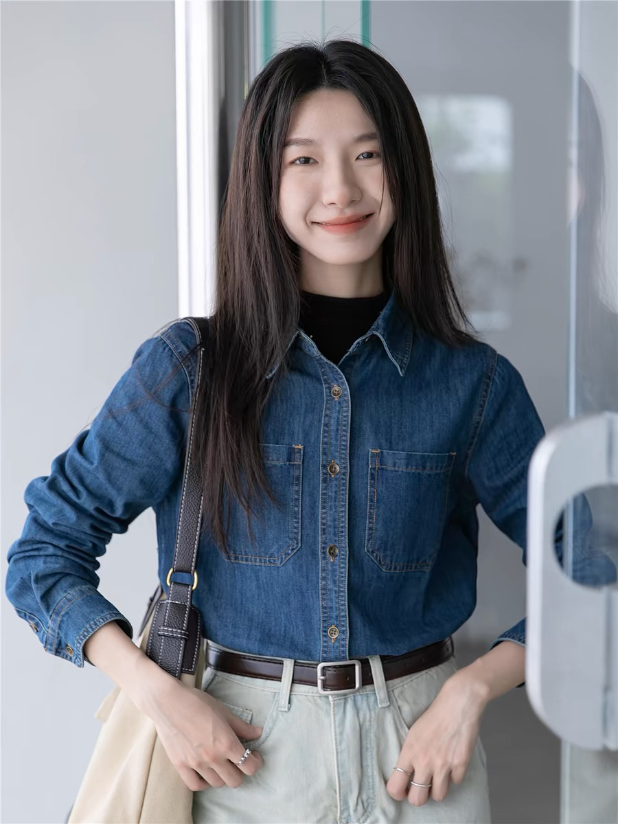正肩银色片扣牛仔衬衣（偏长）