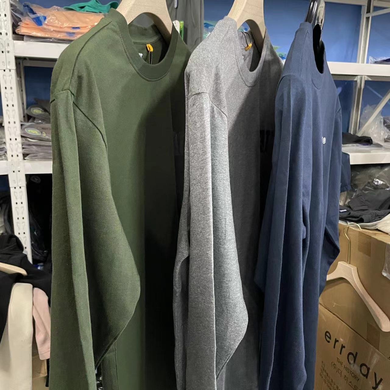 时尚简约长袖打底运动长袖上衣9594