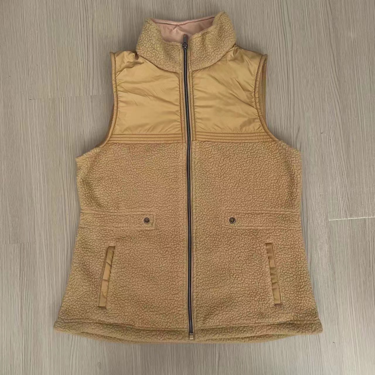 女士修身款保暖马甲G21