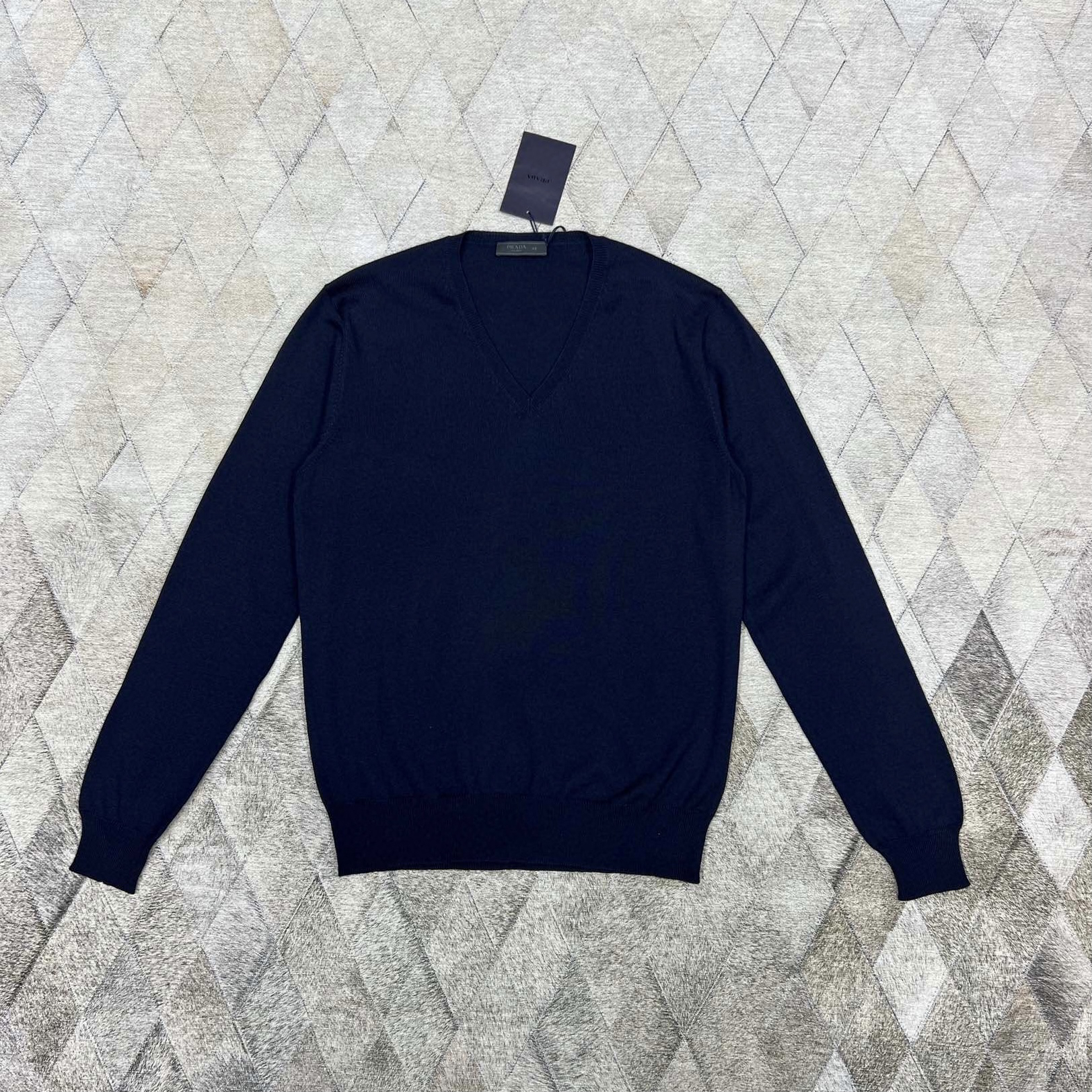 全新未使用 Prada/普拉达 125865 男士薄羊毛针织衫毛衣打底V领