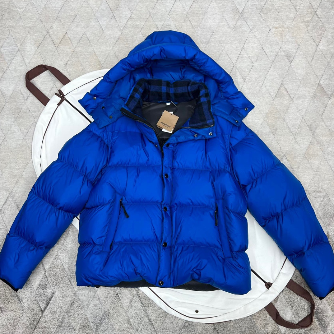 全新未使用 BURBERRY/博柏利 127016 蓝色羽绒服 格纹领子 